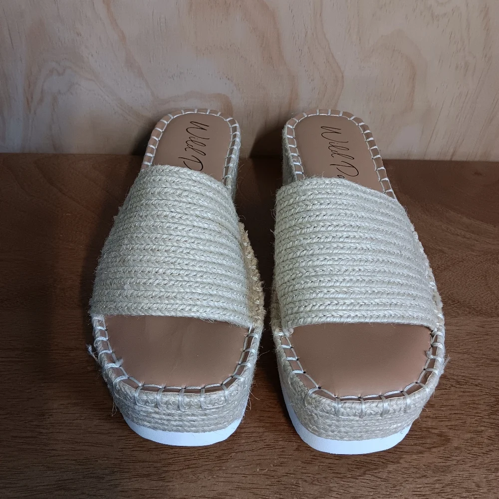 NWT Wild Pair Women's Shermer Slide Espadrille Wedge Sandals Natural Jut 6M